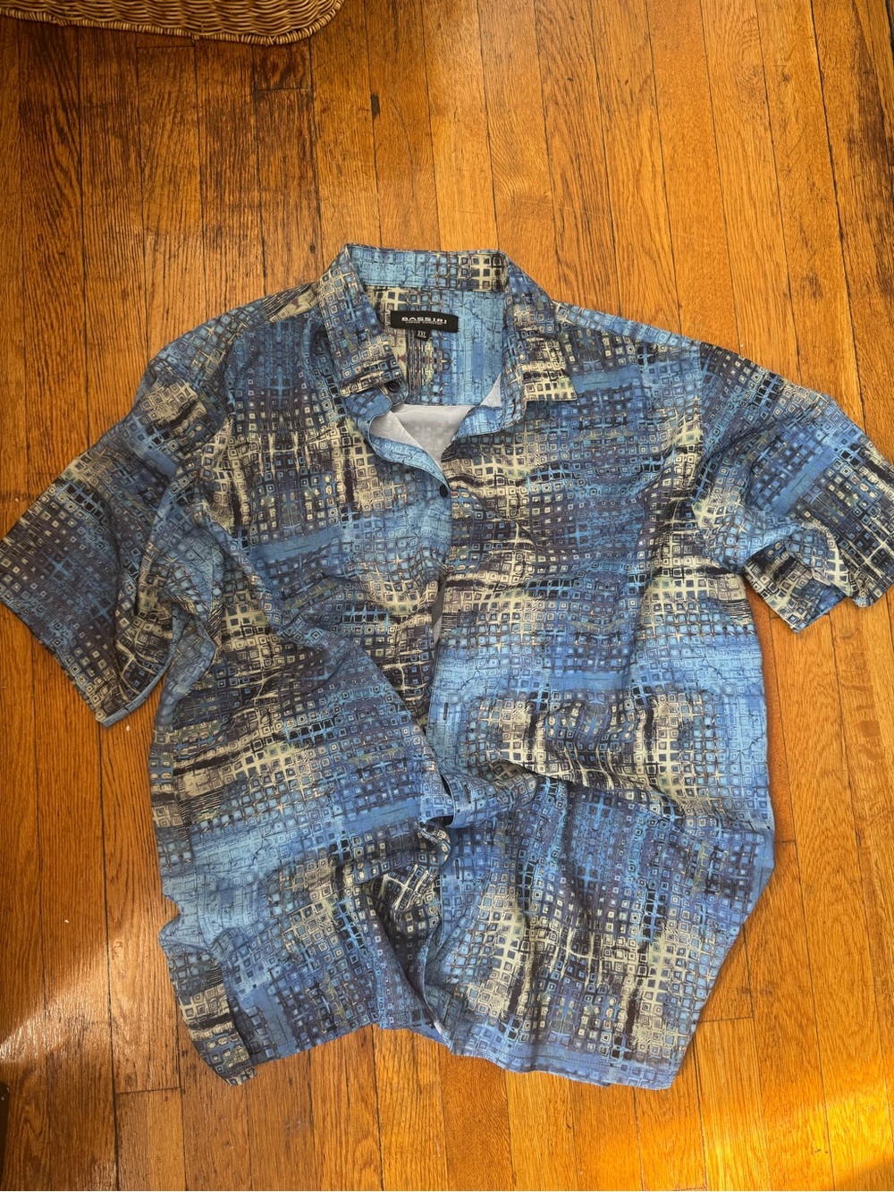 Men’s Blue Patterned Short Sleeve Button-Up Shirt